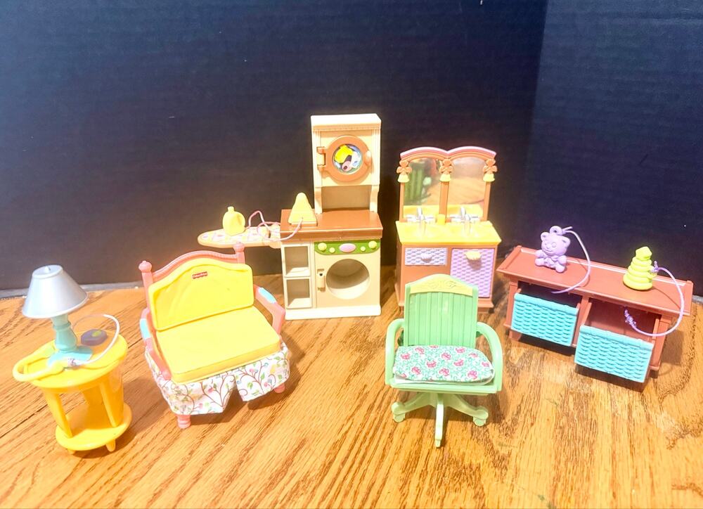 2005 Fisher Price Loving Family laundry vanity chairs side table